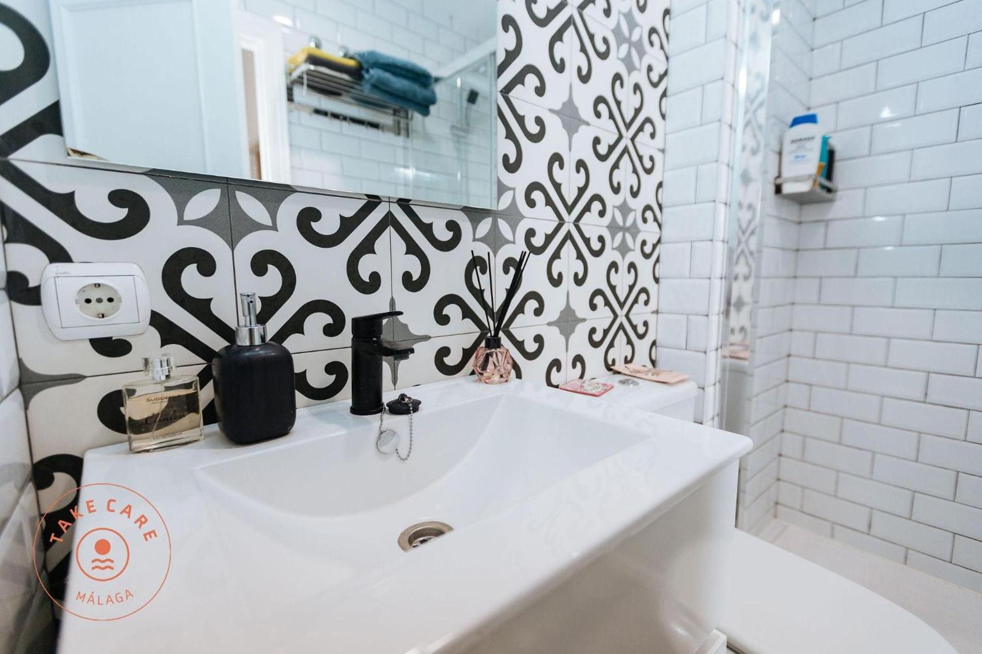 Apartment In Heart Of Malaga - Tcm Zewnętrze zdjęcie
